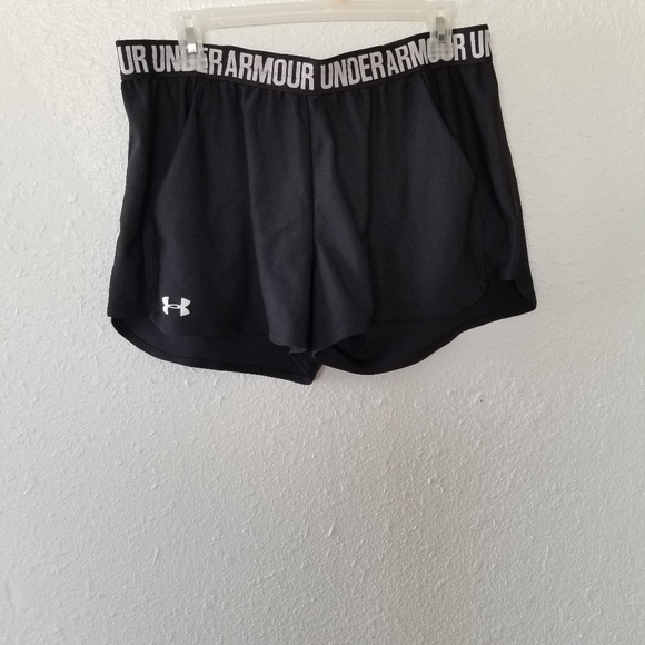 Under Armour Pants - Under Armour black athletic shorts